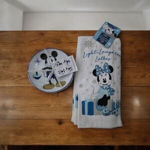 Disney Minnie Mouse Blue and White Kitchen Towels
